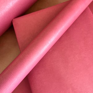 Papier d'emballage cadeau écologique rose poudré, 100 % recyclé et recyclable, papier d'emballage durable pour la fête des mères, anniversaire.
