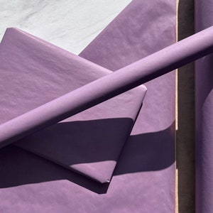 Lavendel Lila Flieder Umweltfreundliches Geschenkpapier, 100% recycelt und recycelbar, Kraft Geschenkpapier, Geburtstagspapier, Geschenkverpackung