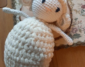 Gehäkeltes Schaf Schäfchen Amigurumi Kuscheltier Plüschtier Kinderspielzeug Häkelspielzeug