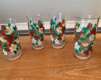Set of Four Ingrid Strawberry Blossom Acrylic Tumblers