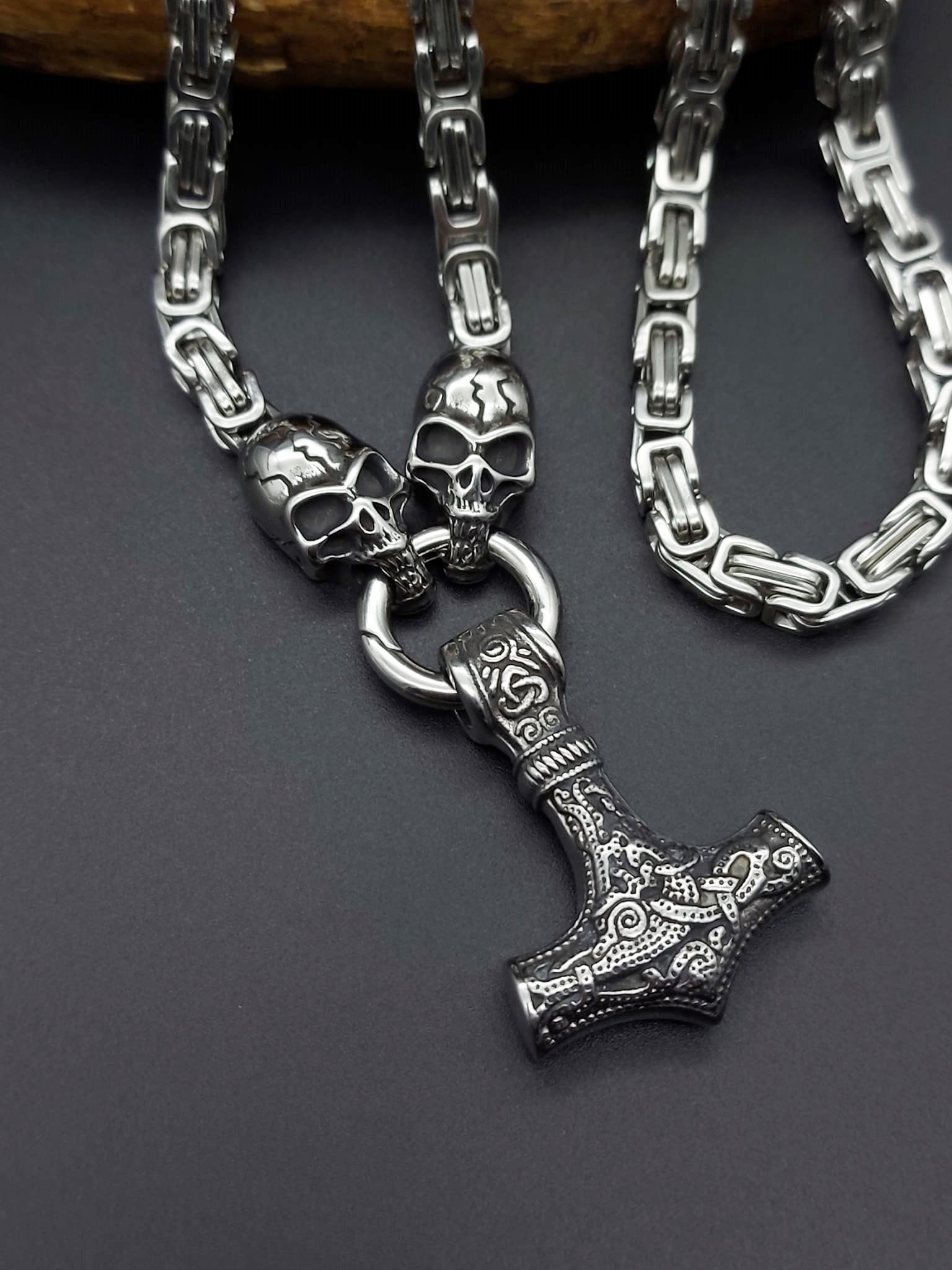 Collana con teschio gotico vintage, pendente in acciaio al