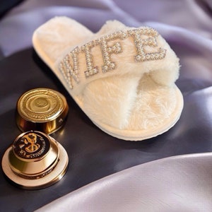 Op maat gemaakte pantoffels | Bruiloft | Pantoffels bruidsmeisje | Vrijgezellenfeest | Gepersonaliseerde pantoffels | Zwarte pantoffels| Roze pantoffels | Witte pantoffels | Cadeau
