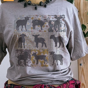 Show mom lamb tshirt, sheep tshirt, farm girl tshirt, country girl tshirt  mama t-shirts, show mom tshirt.