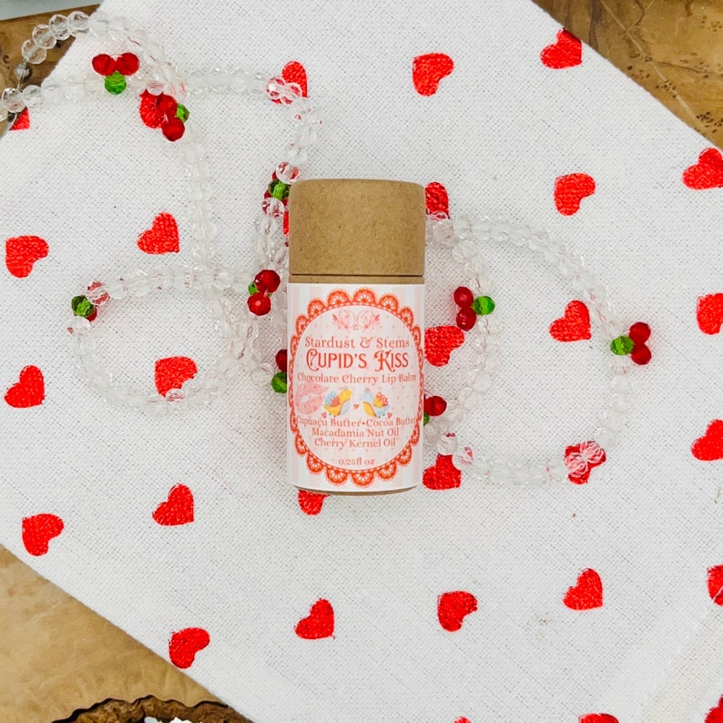 CUPID'S KISS Valentine Lip Balm, Natural Cherry, Chocolate, Cocoa Butter, Cupuacu Butter, Macadamia Oil, Organic Lip Moisturizer Paper Tube bild 8