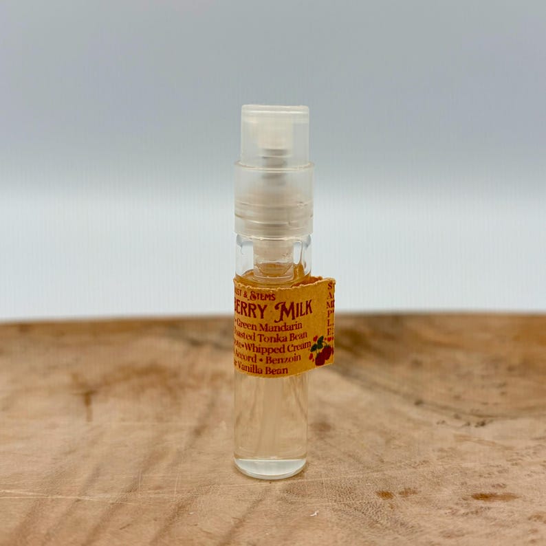 Perfume de fresa con leche, colonia de fresa silvestre, fragancia en spray afrutada indie, perfume de hadas, sin parabenos, bizcocho de fresa 2ml Sample