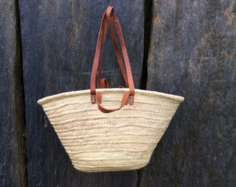 Large bassinet basket with double long leather handles, in doum palm, beach basket, shopping bag