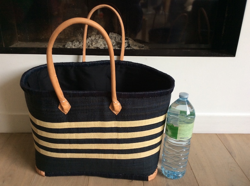 Large double basket with long handles and closing pouch. image 4