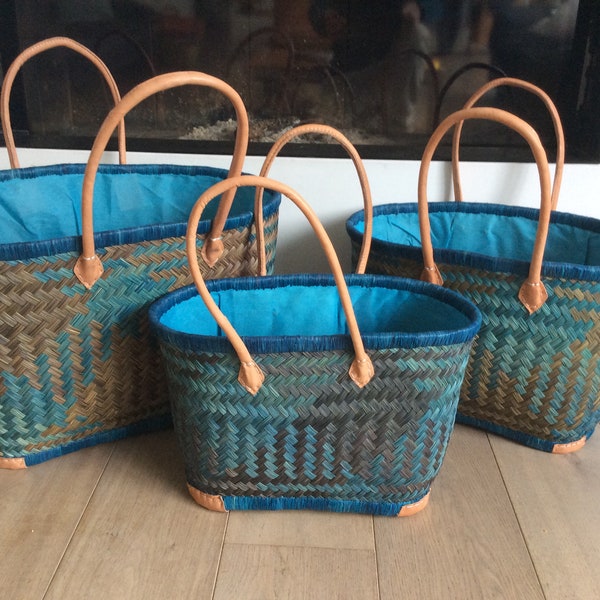 panier cabas aravola anses 60 cm avec pochon de fermeture.panier de paille, raphia jonc osier, panier de Plage