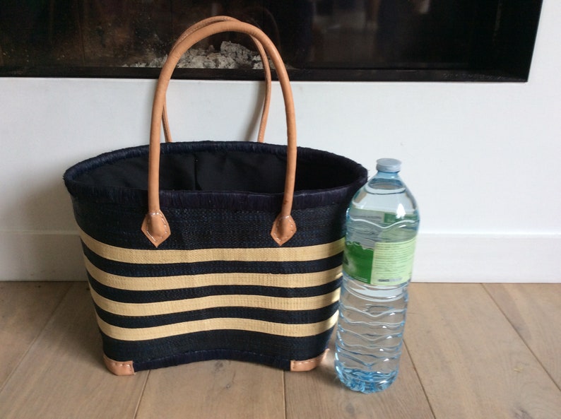 Large double basket with long handles and closing pouch. image 6