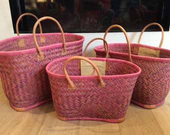 4 reinforced leather corners, Aravola tote bag with leather handles, 40cm. Straw tote bag. Ideal for shopping, markets, the beach. Raffia, palm, wicker, rush