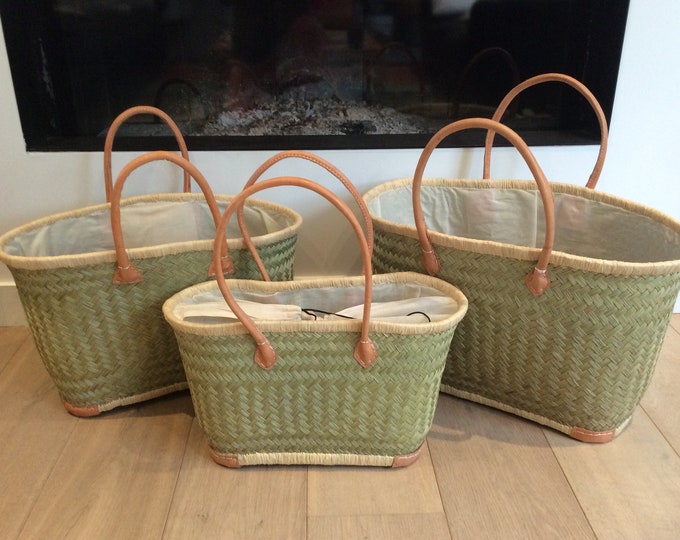 Aravola tote basket with handles, 60 cm, with closure pouch.