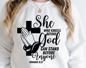 SVG-Schrift-Design, christliche Shirts, sie, die vor Gott kniet, Bibel-Vers-Svg, Schrift-Svg, Motivations-Png, betende Hand-Svg