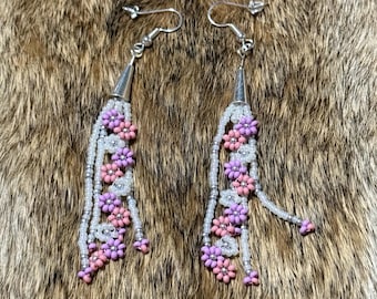 Beaded Daisy Earrings