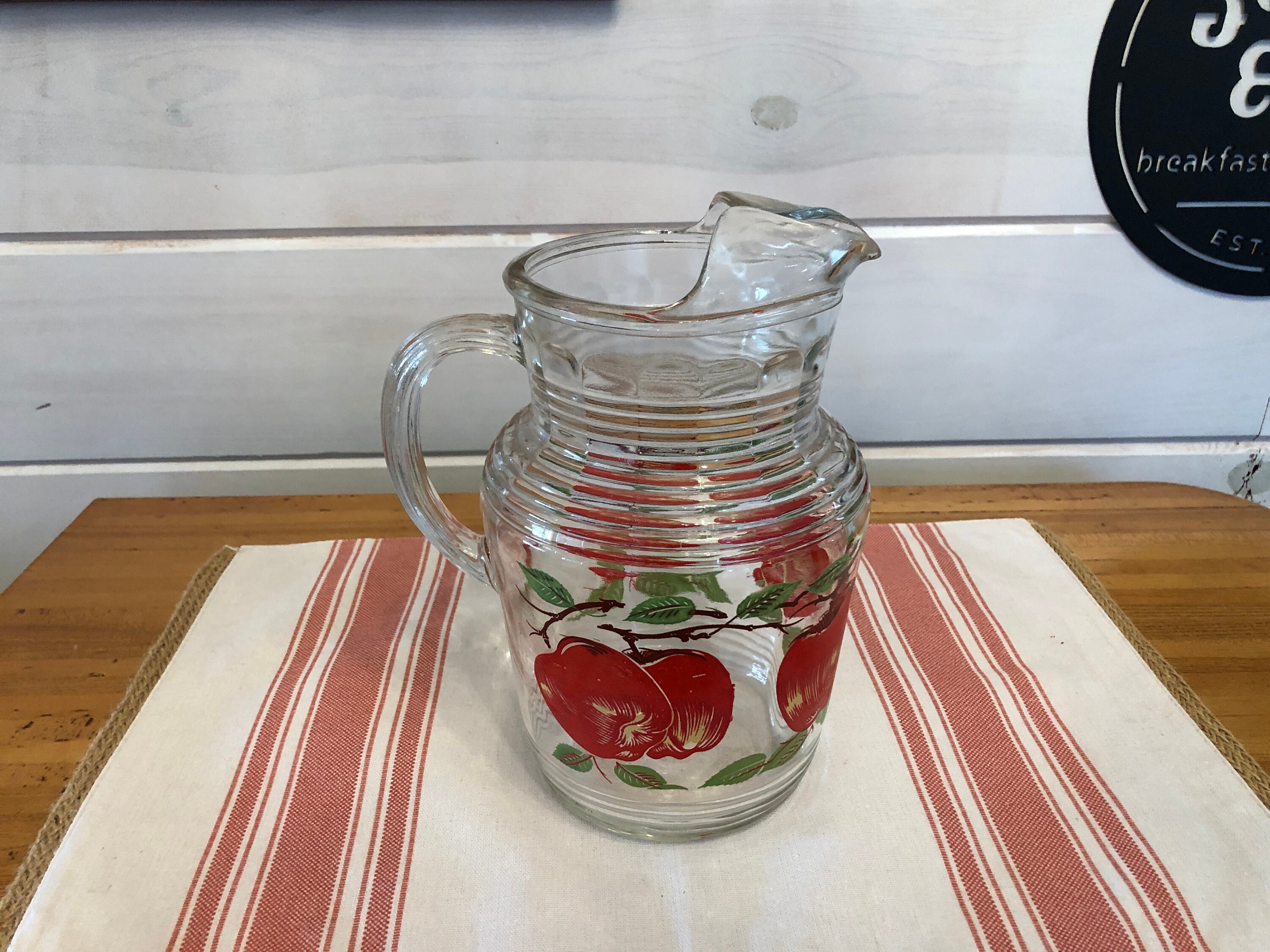 1950s Large Glass Red Apple Graphic Pitcher With Ice Lip - Etsy