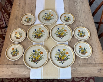 mikasa COUNTRY GINGHAM 食器セット Vintage Mikasa Country Gingham Dinner Plates, Set of Eight, Yellow