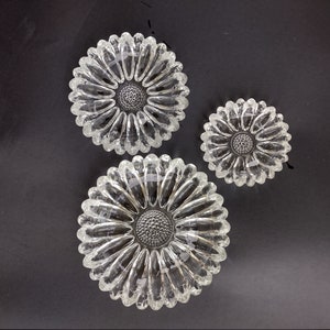 Hazel Atlas Glass Ashtray Set: 1960s Daisy Petal Nesting Ashtrays