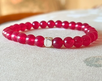 Personalized bracelet with burgundy jade beads, letter cube made of 925 sterling silver, handmade jewelry, friendship bracelet