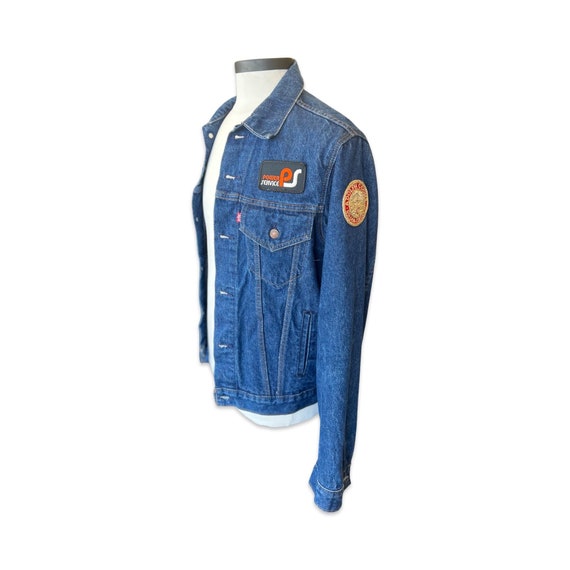 Vintage 80s 90s Levi’s jean jacket with patches - image 4