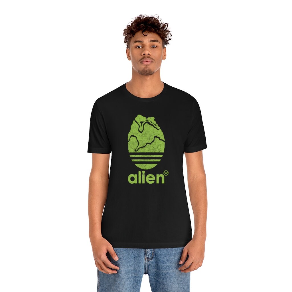 Alien Xenomorph Facehugger Egg T Shirt Vintage Green Sports Logo Stripe