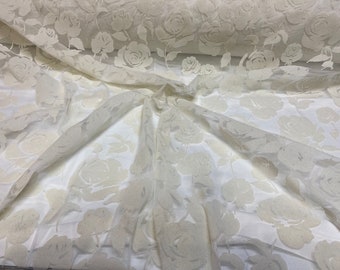 Off White Rose Tulle.Off White Flock Print Tulle Fabric.Flocking Tulle.Wedding Dress,Evening Dress,Decoration,Costume,Girl Skirts Tulle.