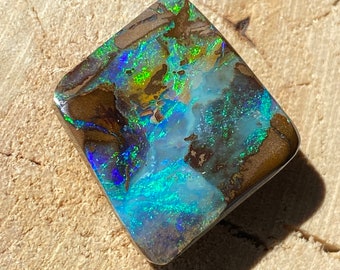 Opale jakości myOpal - 12,5ct piękny opal Boulder