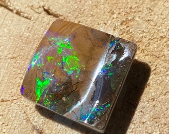 MyOpal qualité Opales - 7.2ct étincelant Boulder Opal Ringstone