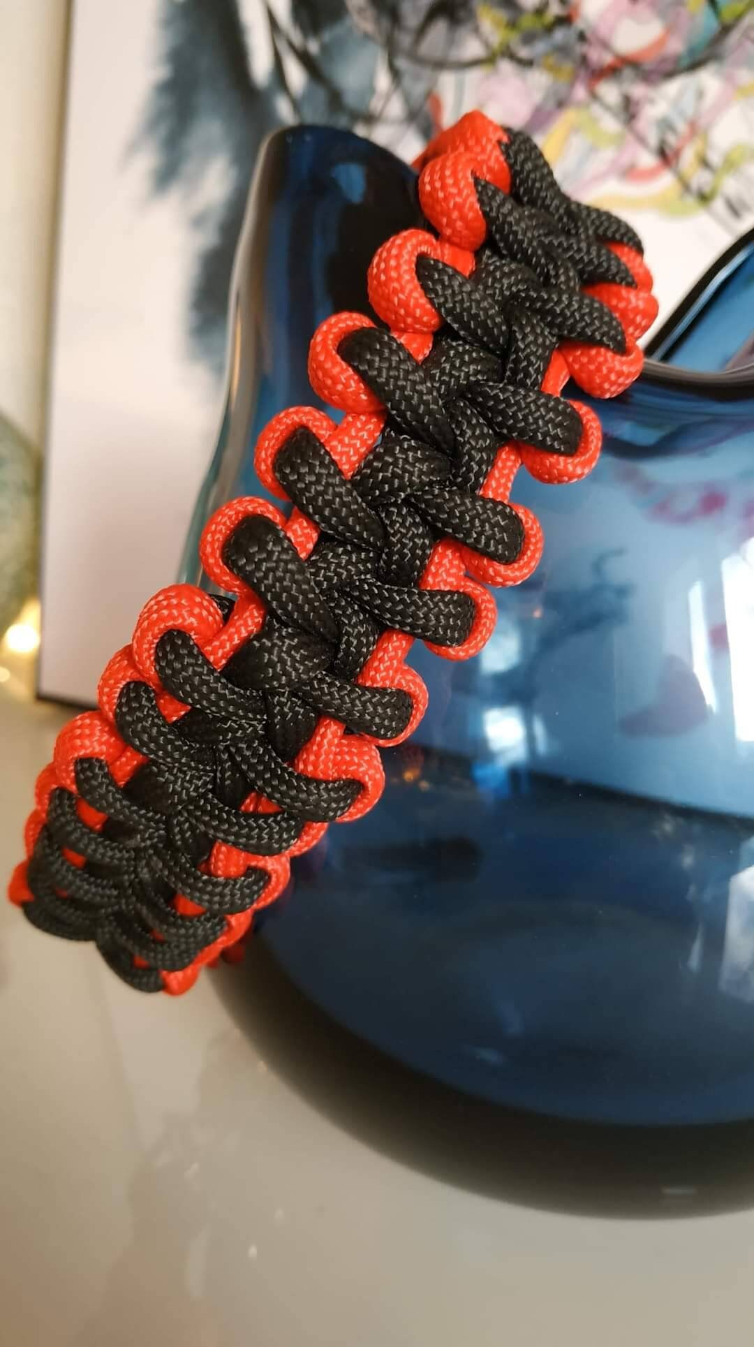 Collier Pour Chien en Paracorde Modèle Mori