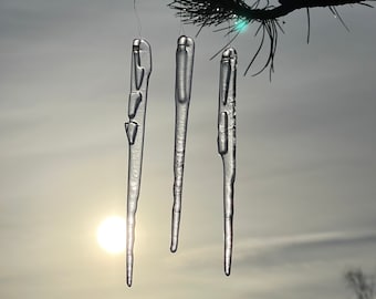 Handmade Clear Crystal Glass Icicle Christmas Ornaments For Christmas Trees. Home Decoration. White Or Silver Crystal Winter Frost Look.