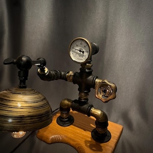 Edison Steampunk Lamp Unique Table Lighting Bedside Industrial Desk Lamp Chrismas Gift Farmhouse Decor Rustic Home Decor Pipeman Desk Lamp