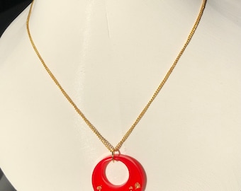 fête des mères, anniversaire : collier cercle ajouré rouge et or