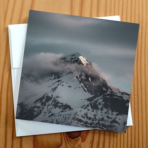 Cartão de felicitações de fotografia de montanha em branco 5x5