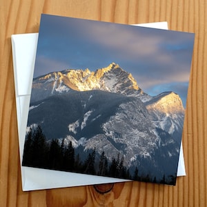 Cartão de felicitações de fotografia de montanha em branco 5x5