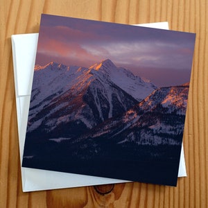 Carte vierge de photographie d'art de montagne. 5 x 5