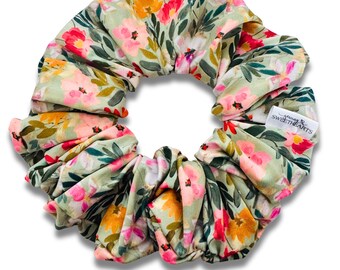 Sage Garden Scrunchie, Scrunchy, Gift for Mom, gift for girls, XL Scrunchie, Hair Tie, ponytail, chouchou, floral scrunchie
