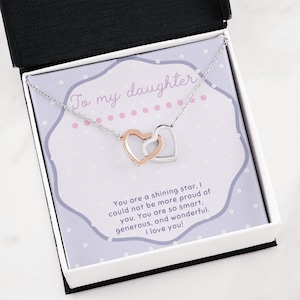 À mon cadeau de collier double cœur Daugther, avec carte de message, cadeau de fin d’études de fille, cadeau d’anniversaire de fille, collier pour fille