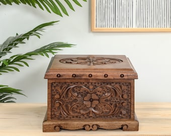 Elegante Holzbox mit geheimem Schloss, Walnuss Schatzkiste, Schmuckschatulle mit Gravur, große Holzbox mit Schlüssel, geschnitzte Erinnerungsbox