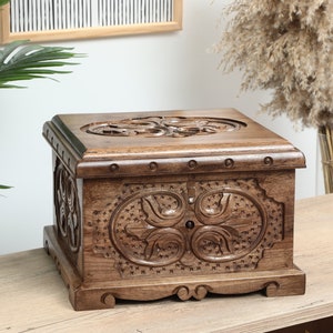 Elegant Wood Chest with Secret Lock,Carved Treasure Chest,Engraved Classic Wooden Jewelry Box,Handmade Large Wood Box,Keepsake Box with Lock