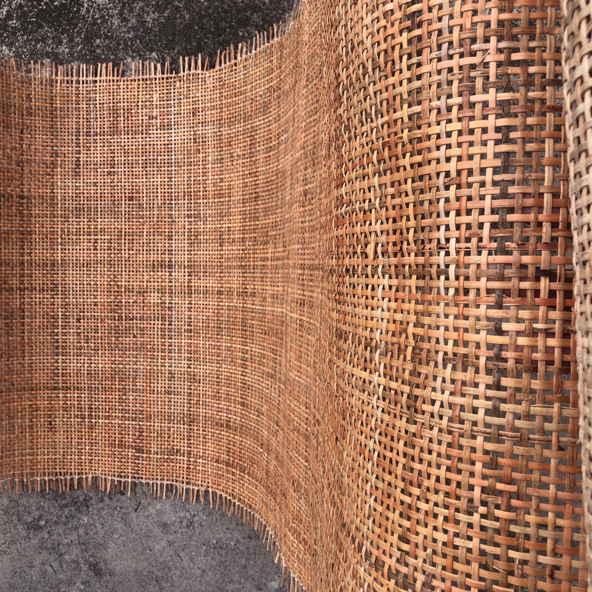 PUCIO Natural Rattan Cane Webbing Roll, 14 16 18 20 22 24 36 40in Wide  Natural Rattan Cane Webbing Roll for Caning Projects Mesh Rattan Fabric for
