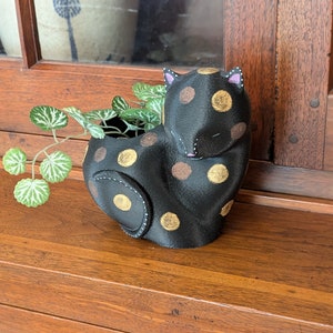 Spotted Cat Planter / Cat Lover / Succulent Planter / Cactus / House Planter / 3d Printed / Hand Painted