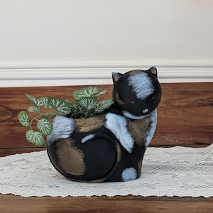 Raute Katze Pflanzer / Katzenliebhaber / Sukkulenten Pflanzer / Kaktus / Hauspflanzer / 3d gedruckt / handbemalt