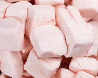Cloetta Chewy Strawberry Marshmallow Cubes