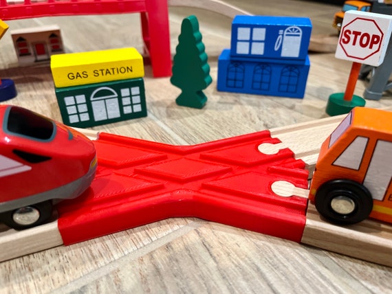 Flexible Track for Wooden Trains. Compatible With Brio, Thomas the Train,  Hape, and IKEA Trains. Montessori Toys for Kids, Pretend Play 