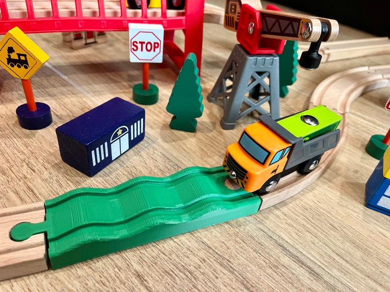 Bumpy Track for Thomas the Train, Brio, IKEA, Bigjigs, Melissa and Doug ...