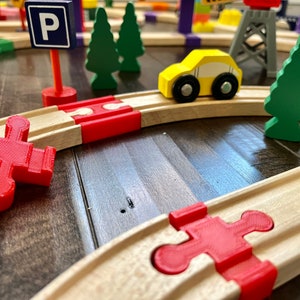 Wooden Train Track Connectors – Set of 4 – Fits Thomas, Brio, IKEA, Bigjigs, Melissa & Doug
