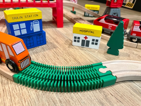 Flexible Track for Wooden Trains. Compatible With Brio, Thomas the Train,  Hape, and IKEA Trains. Montessori Toys for Kids, Pretend Play 