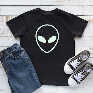 Glow in The Dark Alien Head Kids T-shirt: Unisex Cotton Tee