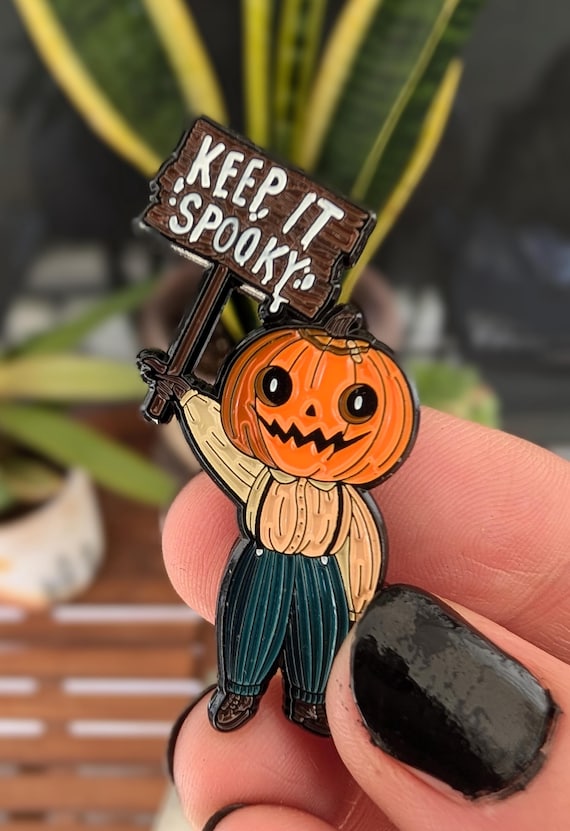 Keep it spooky Jack-o-lantern Soft Enamel Pin | Gifts for Witch |Halloween Apparel | Pumpkin head | Goth Pin | Creepy Cute Punk Fashion