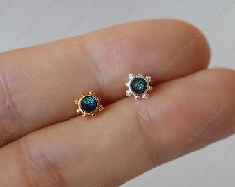 Pendientes de cartílago Aurora negra - Pendientes de plata 925 - Oro vermeil de 14 quilates - 16G, 18G, 20G - Pendientes de tuerca sin rosca con parte trasera plana - Conch Helix Tragus