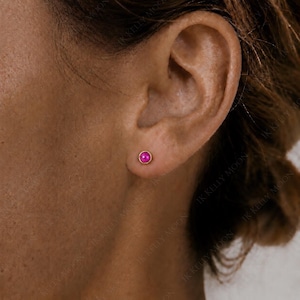 Ruby threadless earring-4mm bubble-925 silver stud-14K Gold vermeil-16G 18G 20G flat back stud-Conch Helix Tragus-Titanium stud