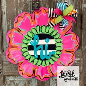 Modelo de cabide de porta - flor descolada